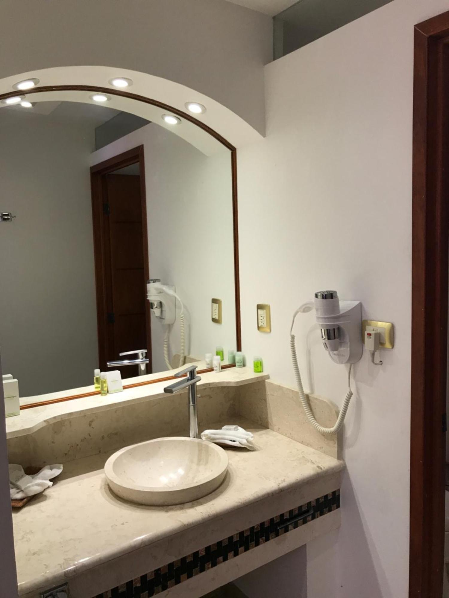 Hotel Malinalli Huamantla Εξωτερικό φωτογραφία